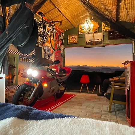 ライダーズハウス薩摩ヴィンテージインビーチフロント Minamiosumi Extérieur photo